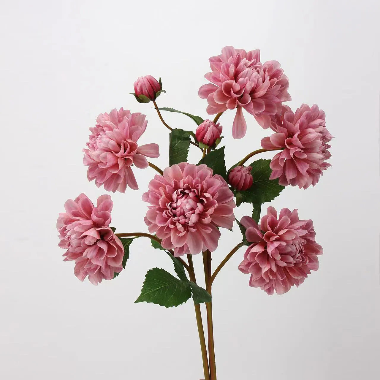 The future of silk flower wedding centerpieces