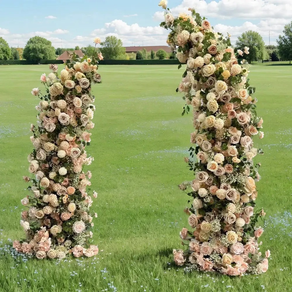 Pilares florais do arco de flores para decoração de festa, incluindo quadro